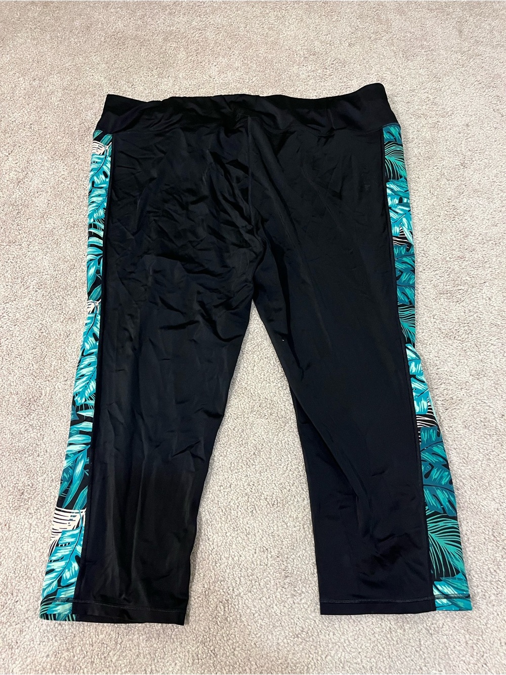 Swim by Cacique Tropical Print Swim Capris - Picture 8 of 8